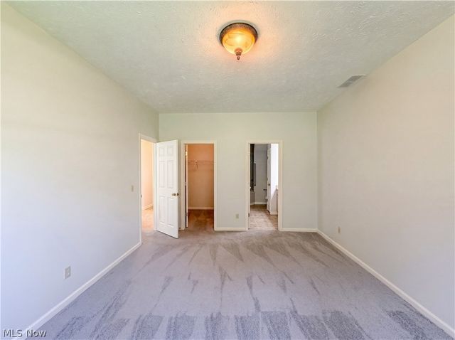 8757 Roberts Court, Olmsted Falls, OH 44138