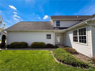 8757 Roberts Court, Olmsted Falls, OH 44138