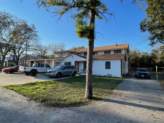 613 Central Texas EXPY A, B & C, Lampasas, TX 76550