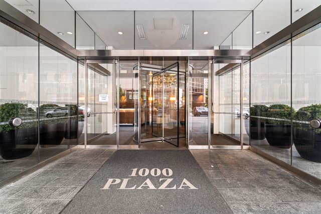 1000 N Lake Shore Plaza 49A, Chicago, IL 60611