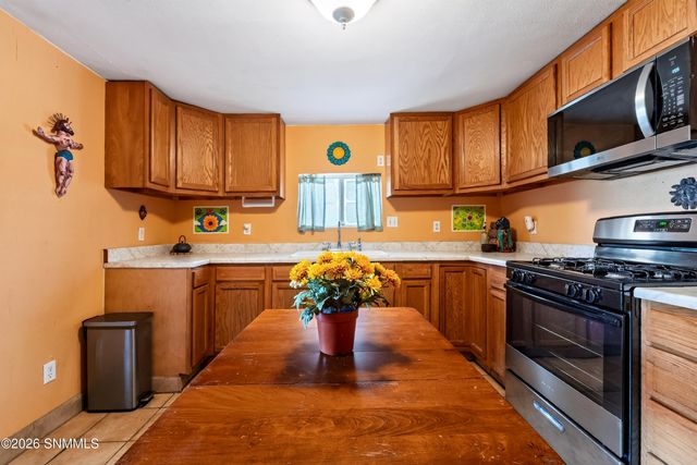 838 N Manzanita Street, Las Cruces, NM 88001