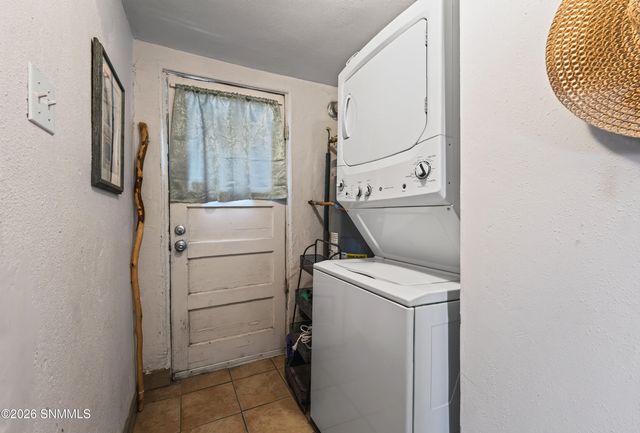 838 N Manzanita Street, Las Cruces, NM 88001