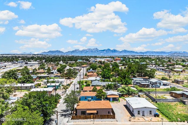 838 N Manzanita Street, Las Cruces, NM 88001