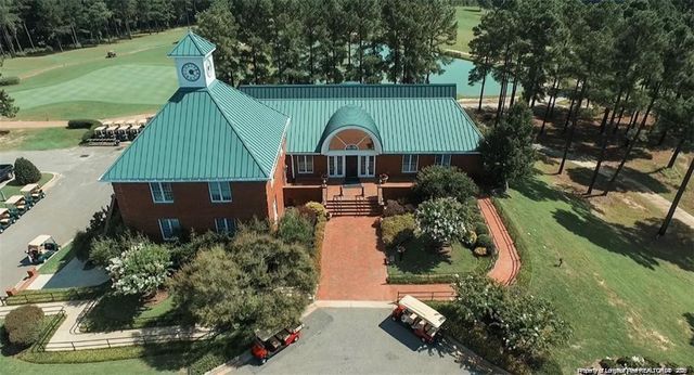 16 Cottswold Lane, Spring Lake, NC 28390
