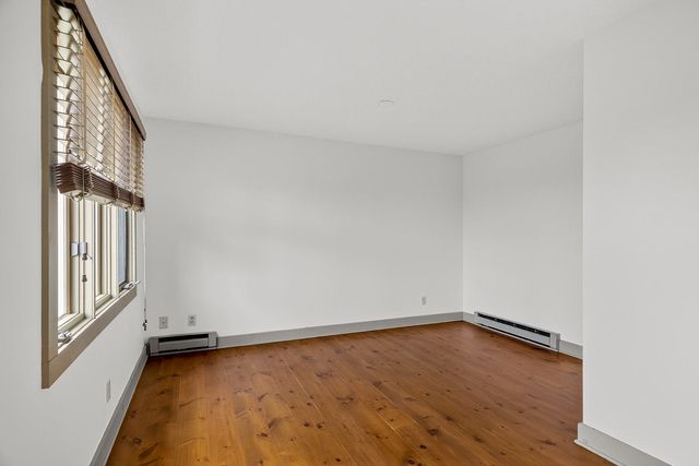 127 W RIVER Street, Rockton, IL 61072