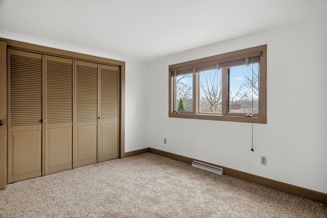 127 W RIVER Street, Rockton, IL 61072