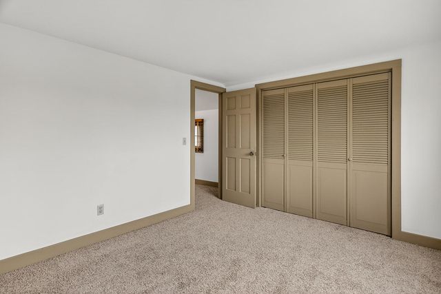 127 W RIVER Street, Rockton, IL 61072