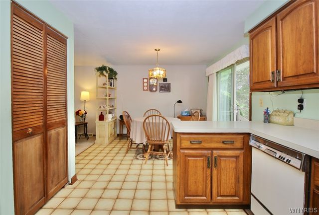 7980 Old Jennings Road, Eden, NY 14057