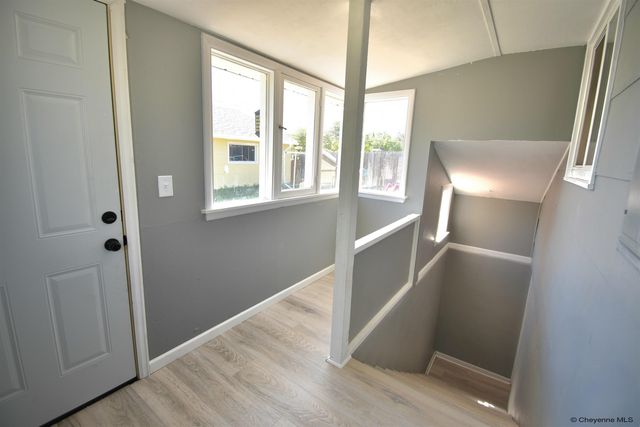 233 HYNDS AVE, Cheyenne, WY 82007