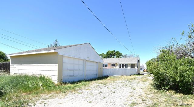 233 HYNDS AVE, Cheyenne, WY 82007