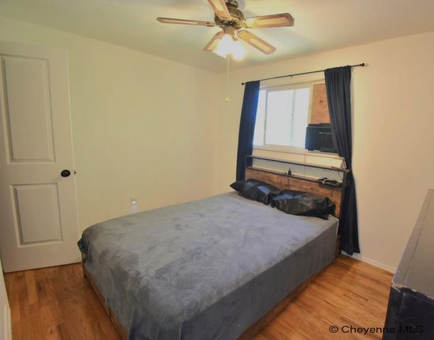 233 HYNDS AVE, Cheyenne, WY 82007
