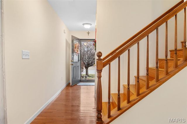 6813 Hampshire Court, Maryville, IL 62062