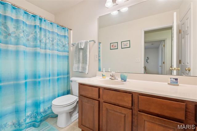 6813 Hampshire Court, Maryville, IL 62062