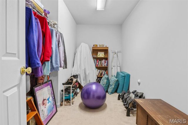 6813 Hampshire Court, Maryville, IL 62062