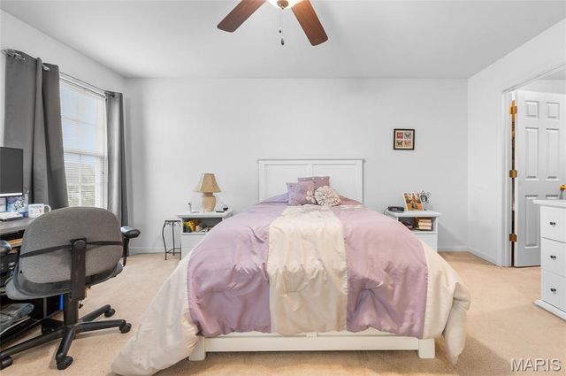 6813 Hampshire Court, Maryville, IL 62062