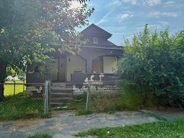 1709 S Boots Street, Marion, IN 46953