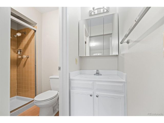 2985 S Eaton St, Denver, CO 80227