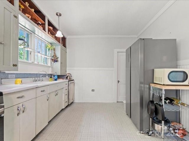 101 3rd Street, Cheraw, SC 29520