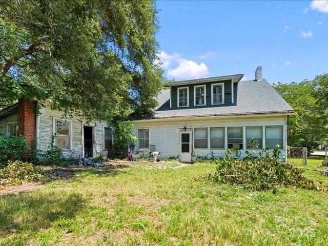 101 3rd Street, Cheraw, SC 29520