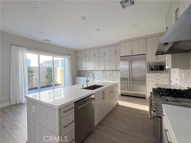 160 Longden, Lake Forest (el Toro), CA 92630