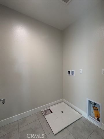 160 Longden, Lake Forest (el Toro), CA 92630