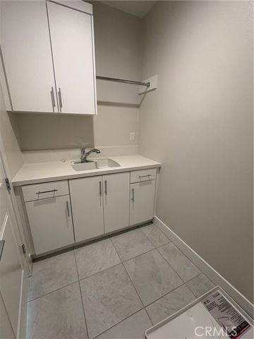 160 Longden, Lake Forest (el Toro), CA 92630