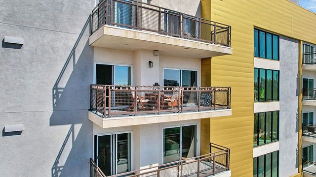 2939 Leeward Ave 615, Los Angeles, CA 90005