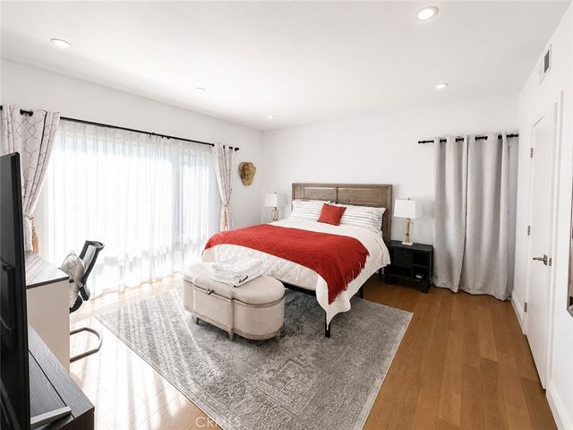 2939 Leeward Ave 615, Los Angeles, CA 90005