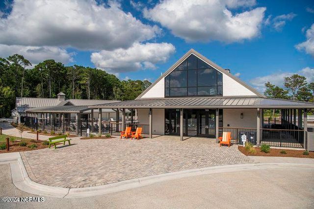 118 Pine View Boulevard, Beaufort, NC 28516