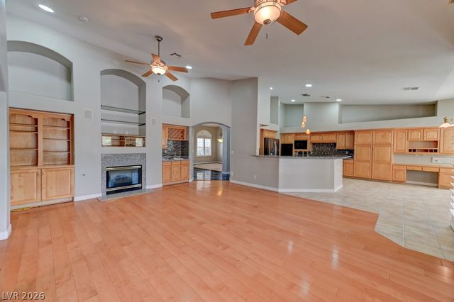 7540 Crystal Cave Drive, Las Vegas, NV 89117