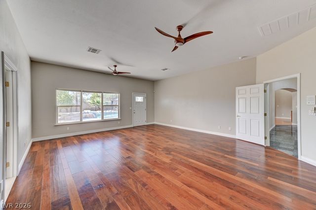 7540 Crystal Cave Drive, Las Vegas, NV 89117