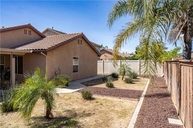 1316 Blazing Star, Perris, CA 92571