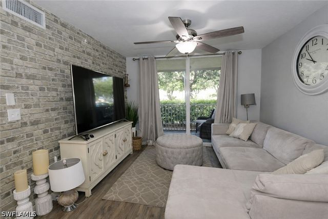 4105 Residence DR 707, Fort Myers, FL 33901