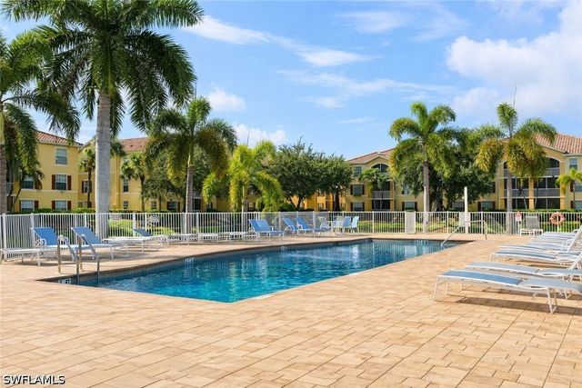 4105 Residence DR 707, Fort Myers, FL 33901