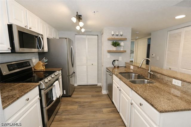 4105 Residence DR 707, Fort Myers, FL 33901