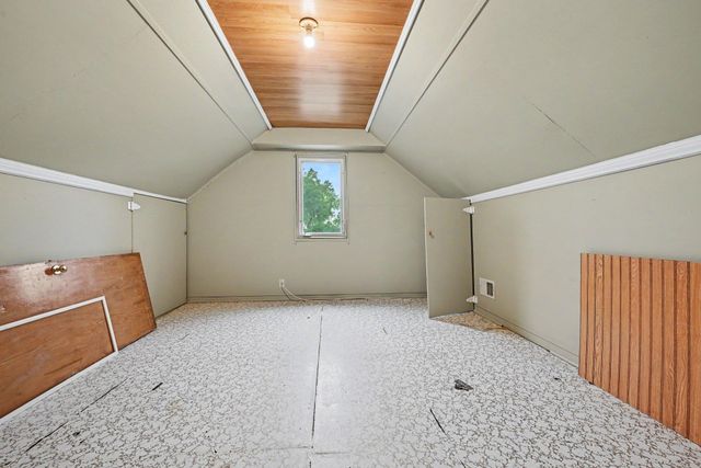 5422 Madison Street NE, Fridley, MN 55421