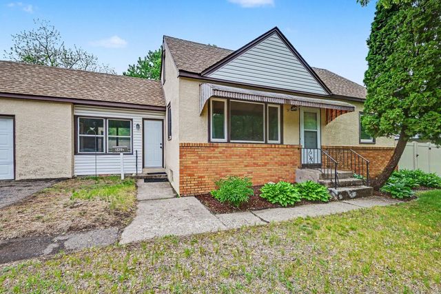 5422 Madison Street NE, Fridley, MN 55421