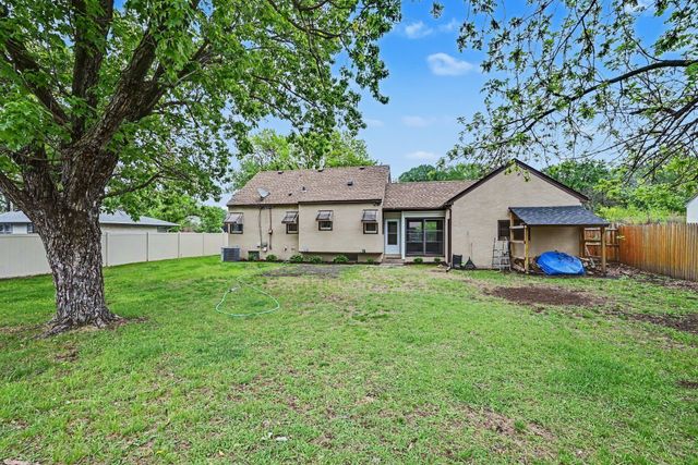 5422 Madison Street NE, Fridley, MN 55421