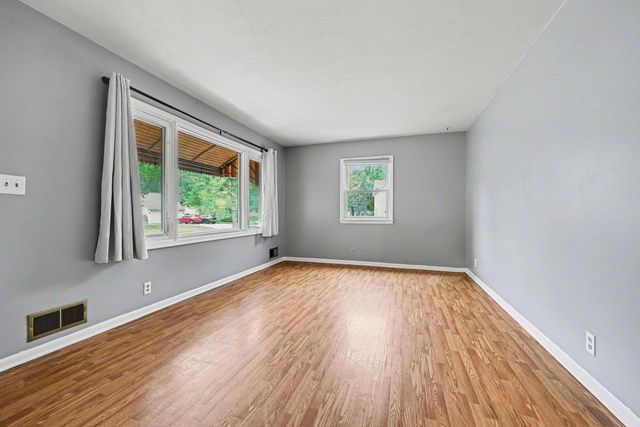 5422 Madison Street NE, Fridley, MN 55421