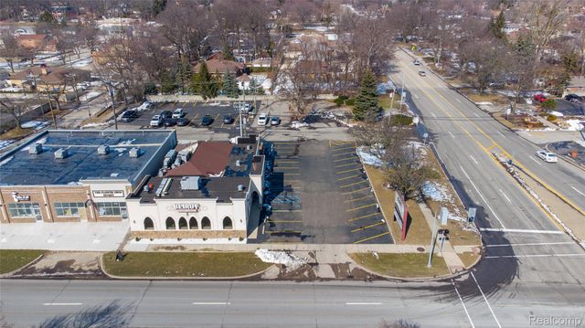 22700 Ford Road, Dearborn Heights, MI 48127