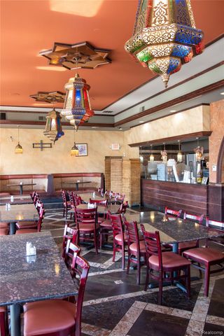 22700 Ford Road, Dearborn Heights, MI 48127