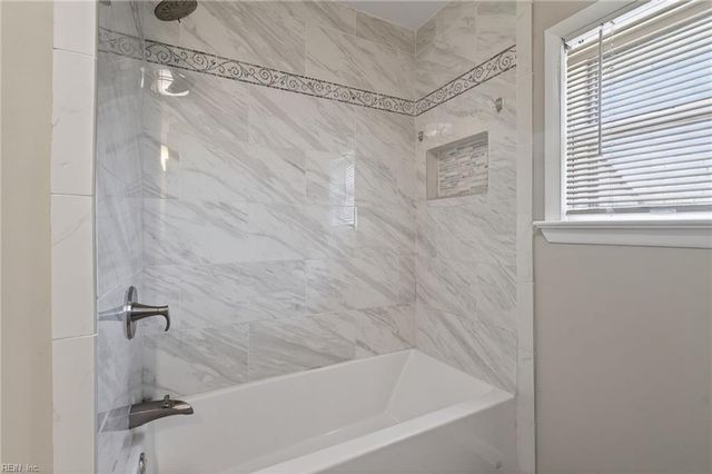 1502 James LNDG, Chesapeake, VA 23321