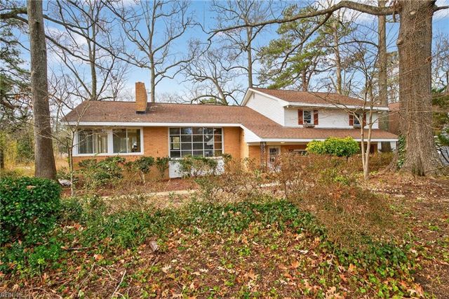 1502 James LNDG, Chesapeake, VA 23321