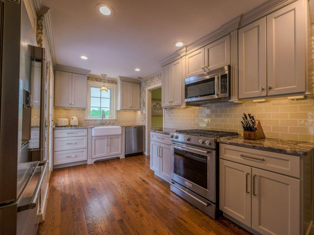 1255 MONTGOMERY AVE, Wynnewood, PA 19096