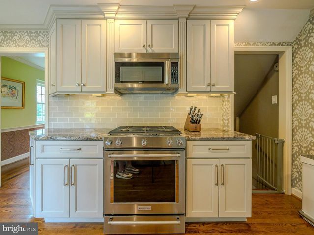 1255 MONTGOMERY AVE, Wynnewood, PA 19096