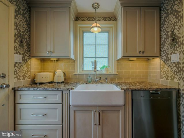 1255 MONTGOMERY AVE, Wynnewood, PA 19096