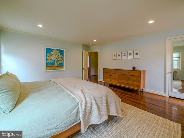 1255 MONTGOMERY AVE, Wynnewood, PA 19096