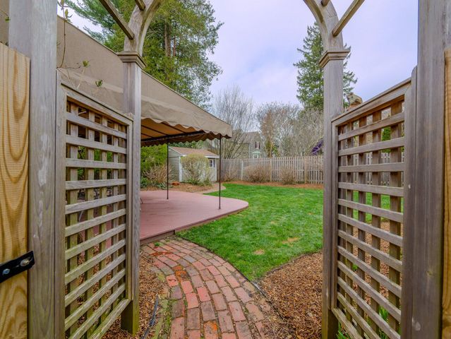 1255 MONTGOMERY AVE, Wynnewood, PA 19096