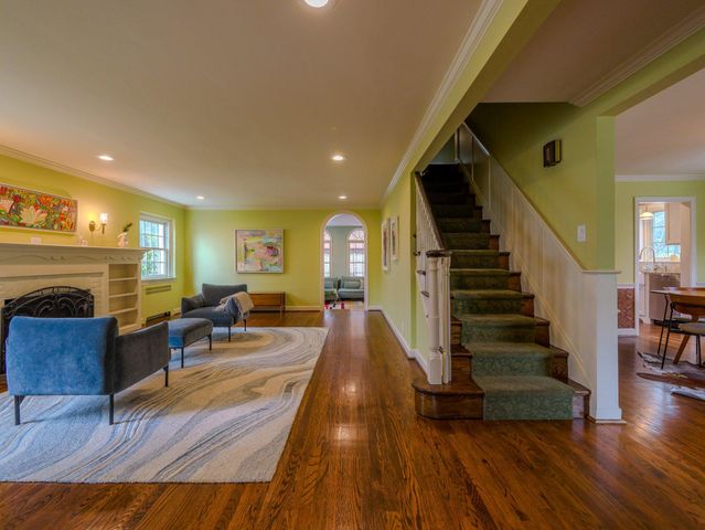 1255 MONTGOMERY AVE, Wynnewood, PA 19096