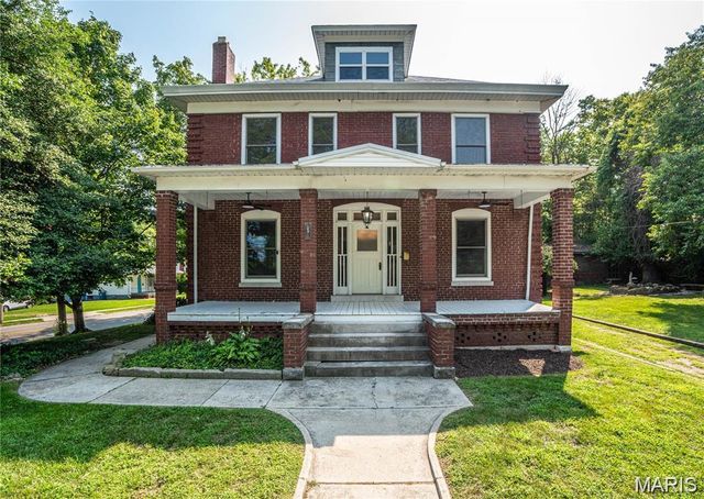 1215 Union Street, Alton, IL 62002